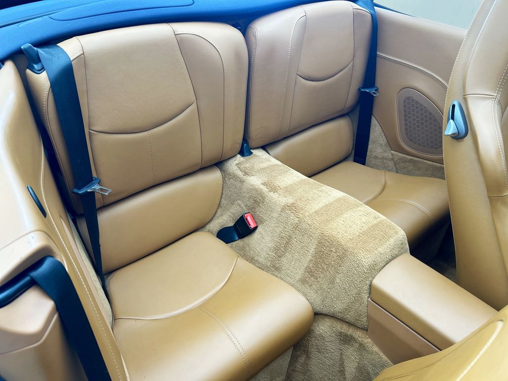 Thumbnail: 2006 Porsche 911 - 19