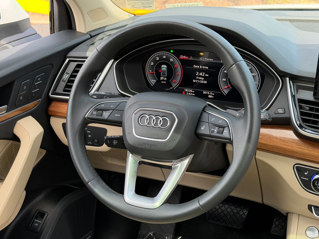 Thumbnail: 2023 Audi Q5 - 16