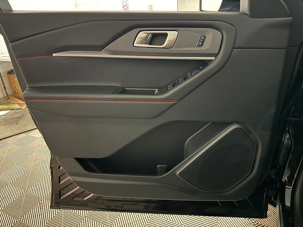 2026 Agate Black Metallic Ford Explorer ST-Line RWD SUV