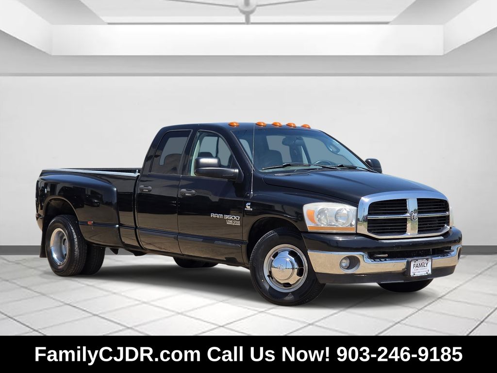 Black Clearcoat/Bright Silver Metallic Clearcoat 2006 Dodge RAM 3500 Pickup Truck 4X2 4-Speed Automatic
