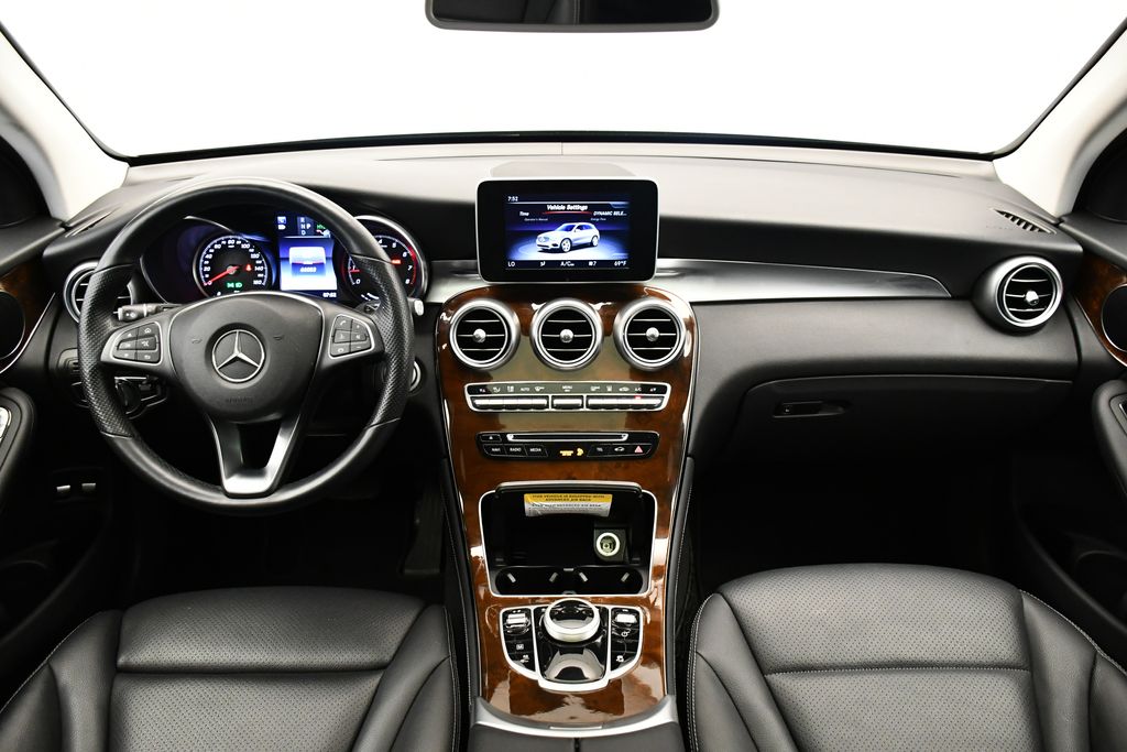 Thumbnail: 2019 Mercedes-Benz GLC - 23