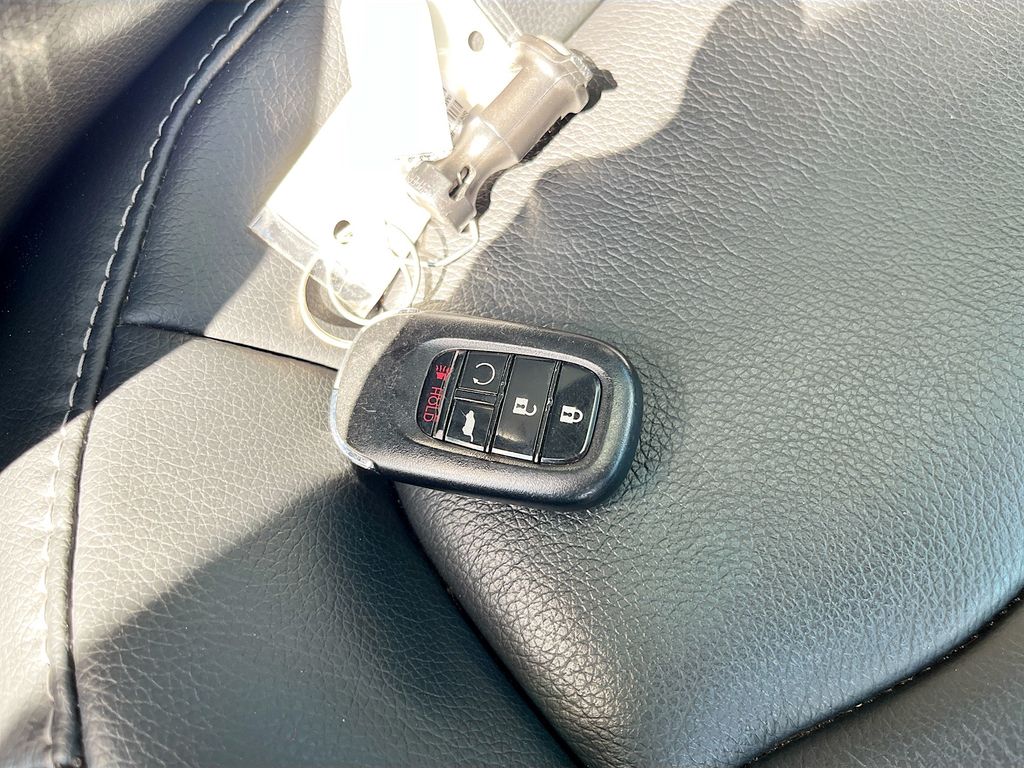 Used 2025 Black Honda Touring image 36