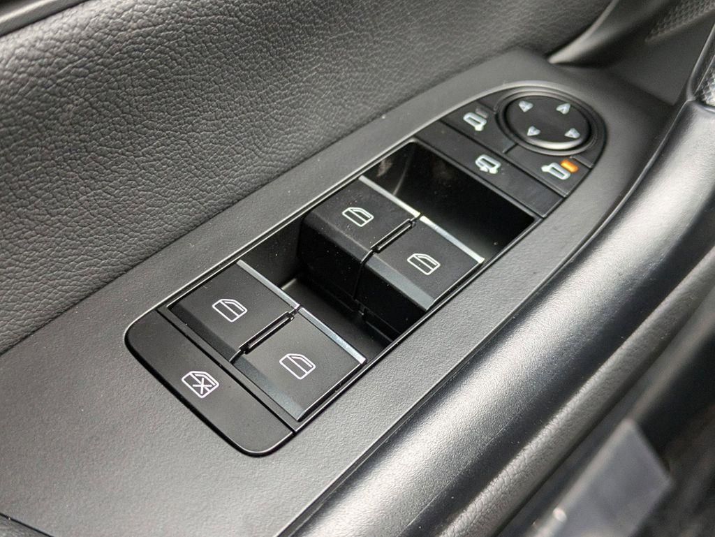 2025 Mazda CX-50 Hybrid Premium Plus photo