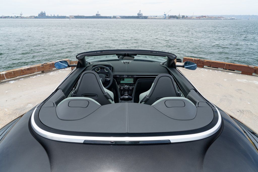 2026 Aston Martin DB12 Base - Photo 9