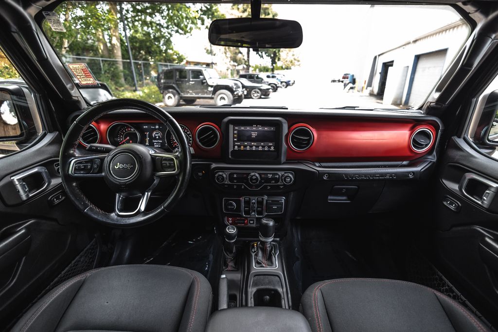 2020 Jeep Wrangler Unlimited Unlimited Rubicon thumbnail 24
