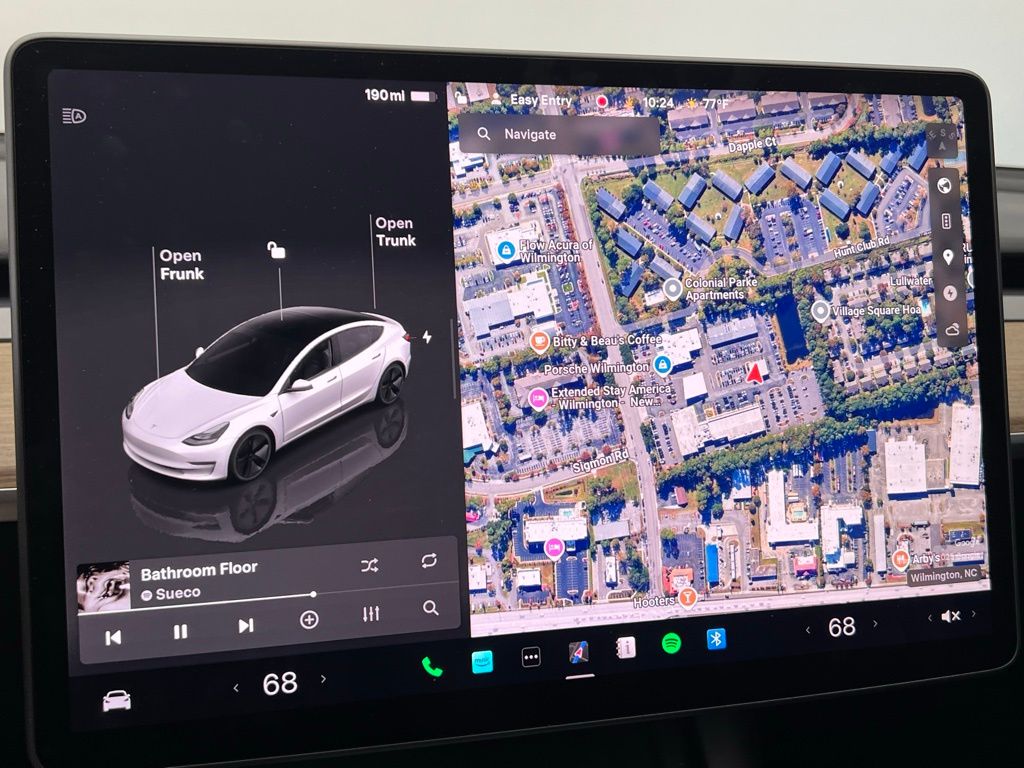 Thumbnail: 2023 Tesla Model 3 - 14
