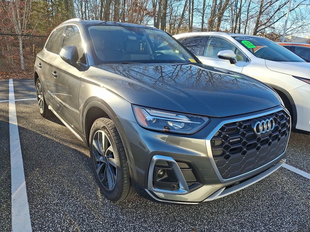 Thumbnail: 2023 Audi Q5 - 3