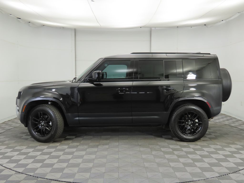 Thumbnail: 2023 Land Rover Defender - 8