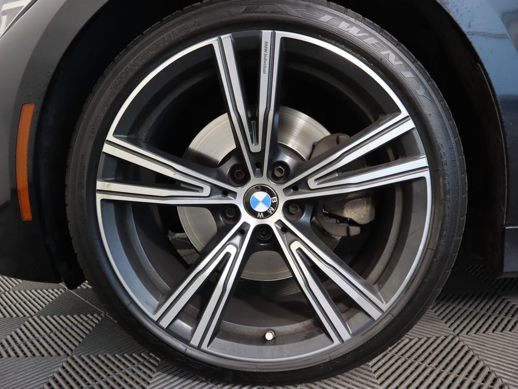 Thumbnail: 2021 BMW 3 Series - 32