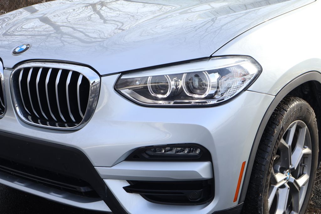 Thumbnail: 2021 BMW X3 - 3