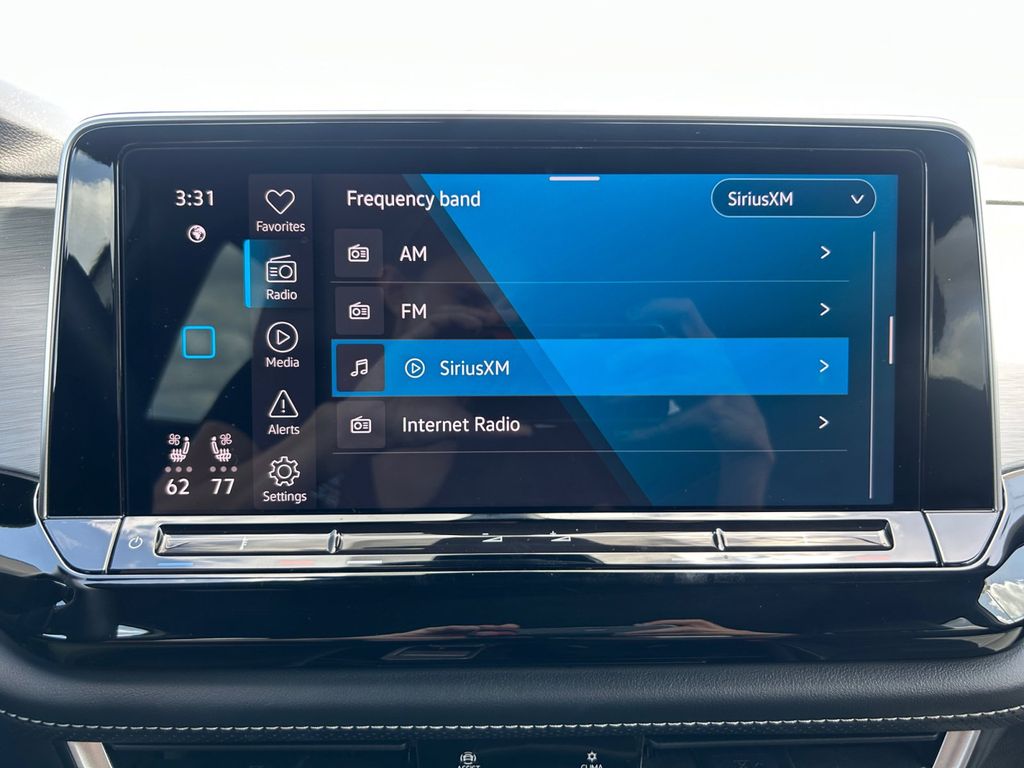 Used Car 2024 Volkswagen Atlas Cross Sport  2.0t Se W/technology For Sale Under $30,000 In Floresville, Texas