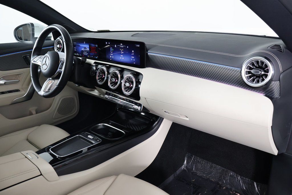 Thumbnail: 2025 Mercedes-Benz CLA - 9