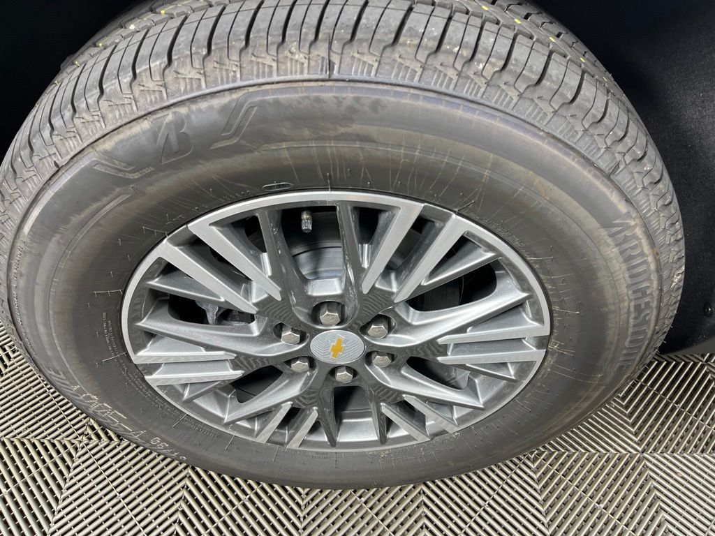 Thumbnail: 2026 Chevrolet Traverse - 21