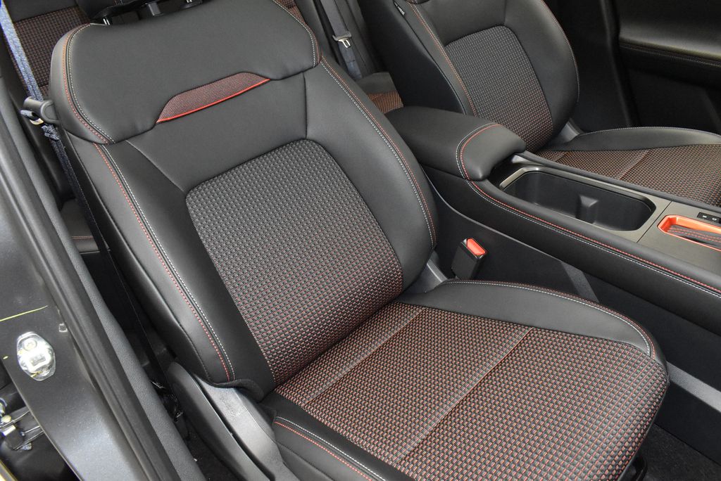 Thumbnail: 2026 Nissan Kicks - 26