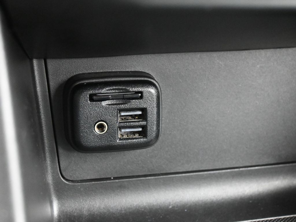 Used 2022 Summit White Chevrolet ZR2 image 27