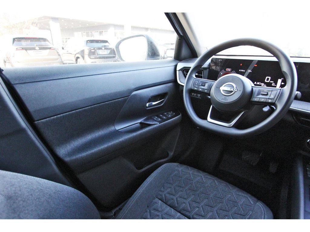 2026 Nissan Kicks SV - 5