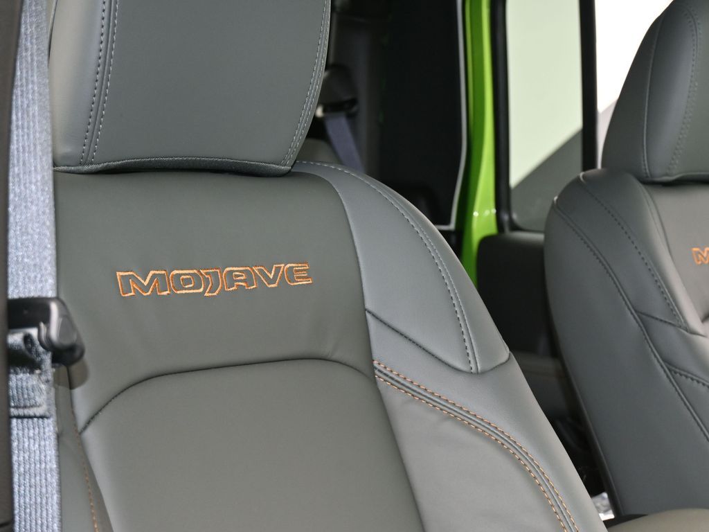 Used 2025 Mojito Jeep Mojave image 42