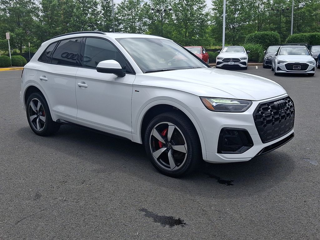 Thumbnail: 2024 Audi Q5 - 3