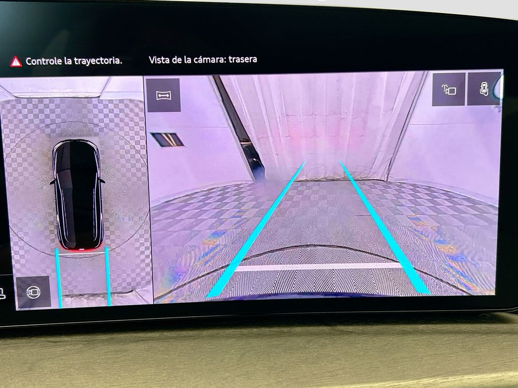 Thumbnail: 2025 Audi Q5 - 15