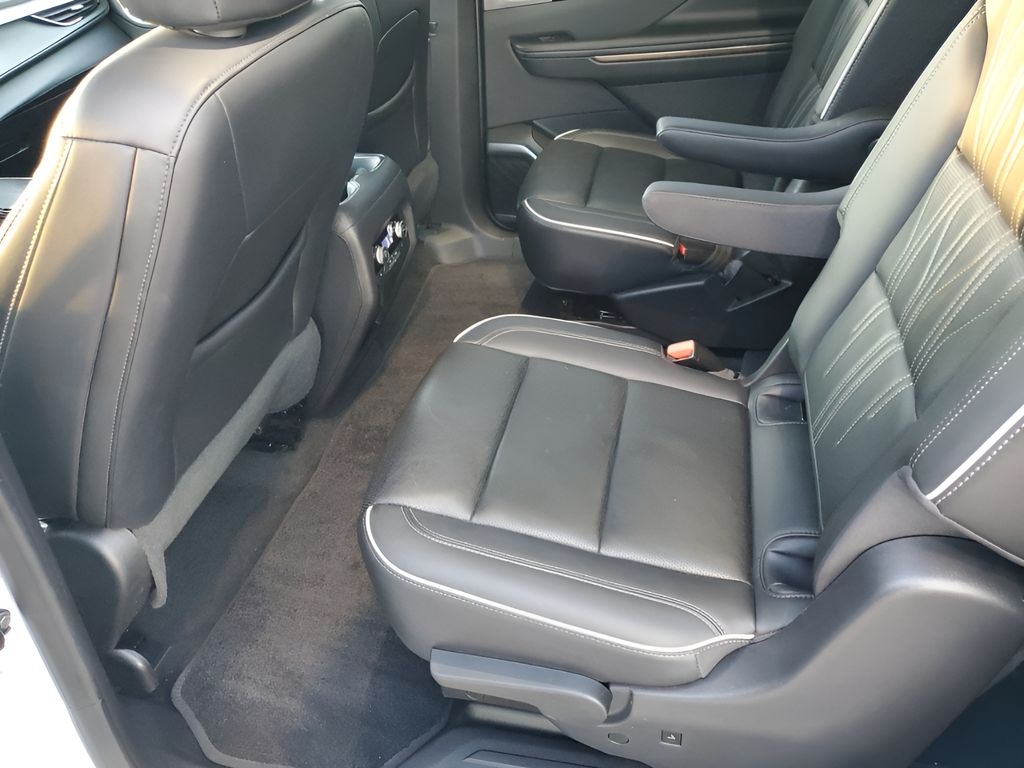 Used Car 2025 Buick Enclave  Avenir For Sale Under $60,000 In Austin, Texas