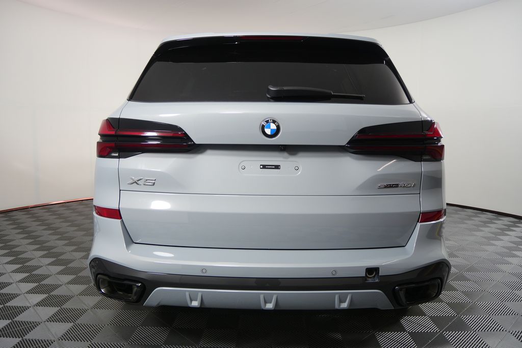 Thumbnail: 2026 BMW X5 - 4
