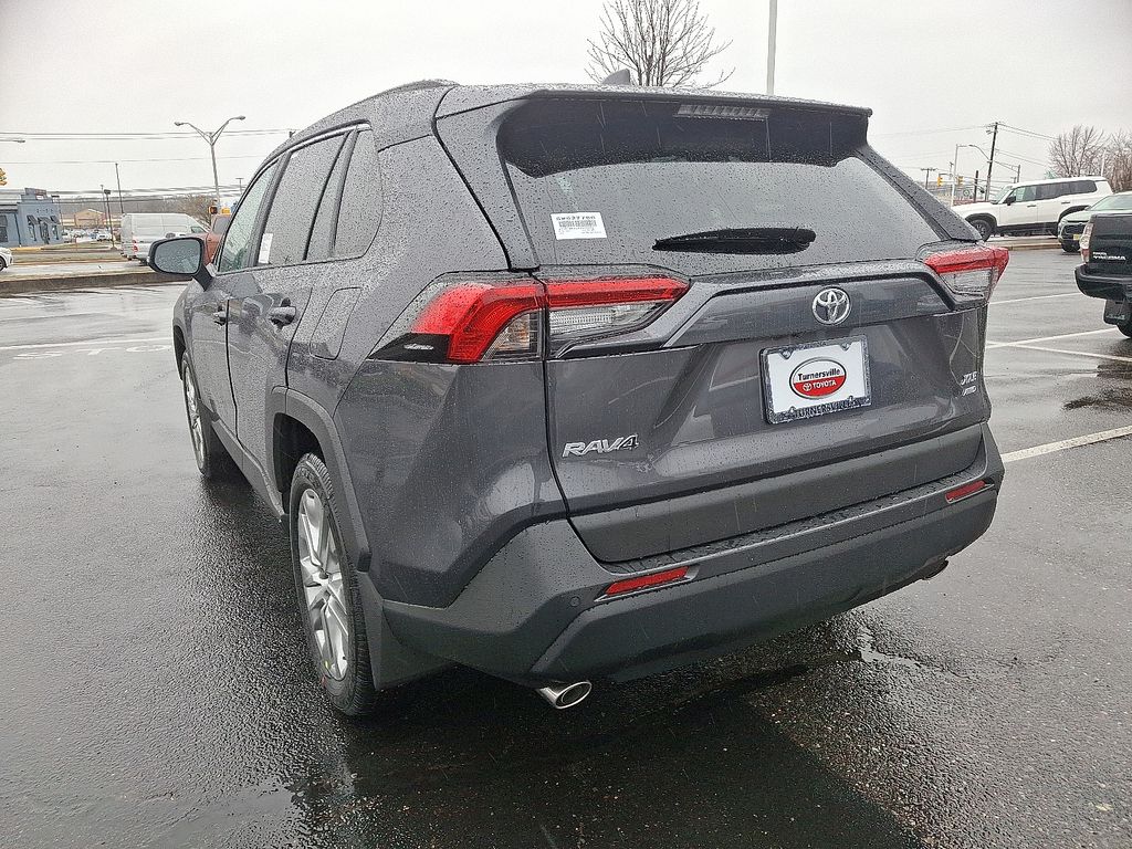 Thumbnail: 2025 Toyota RAV4 - 3