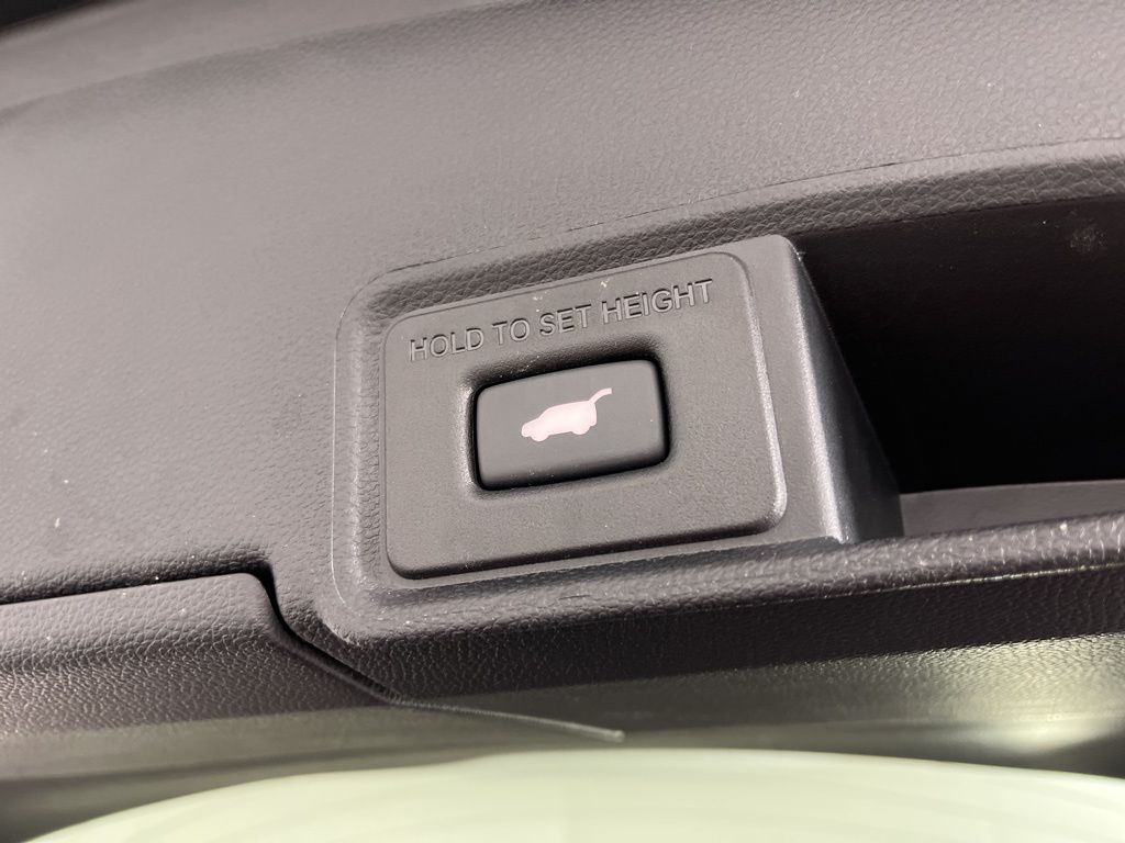 Thumbnail: 2023 Acura RDX - 10