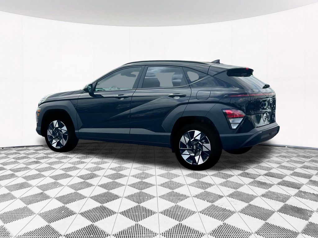 2025 Hyundai Kona SEL 4