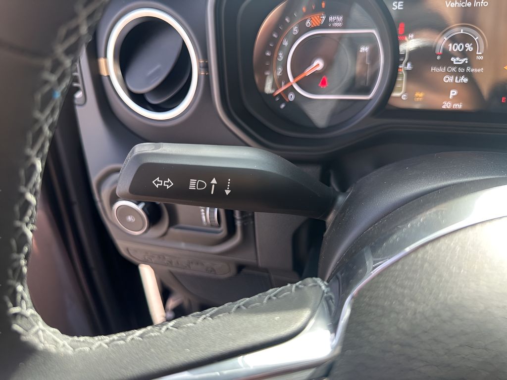 New 2026 Gray Jeep Sahara image 31