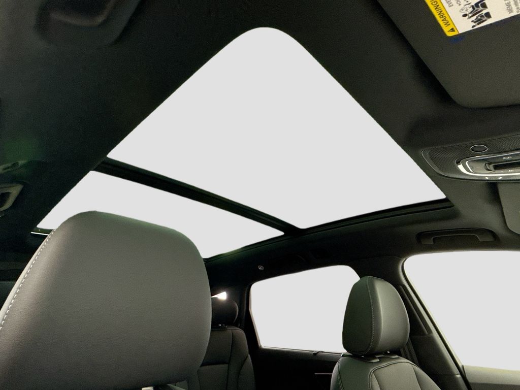 Thumbnail: 2026 Audi Q7 - 18