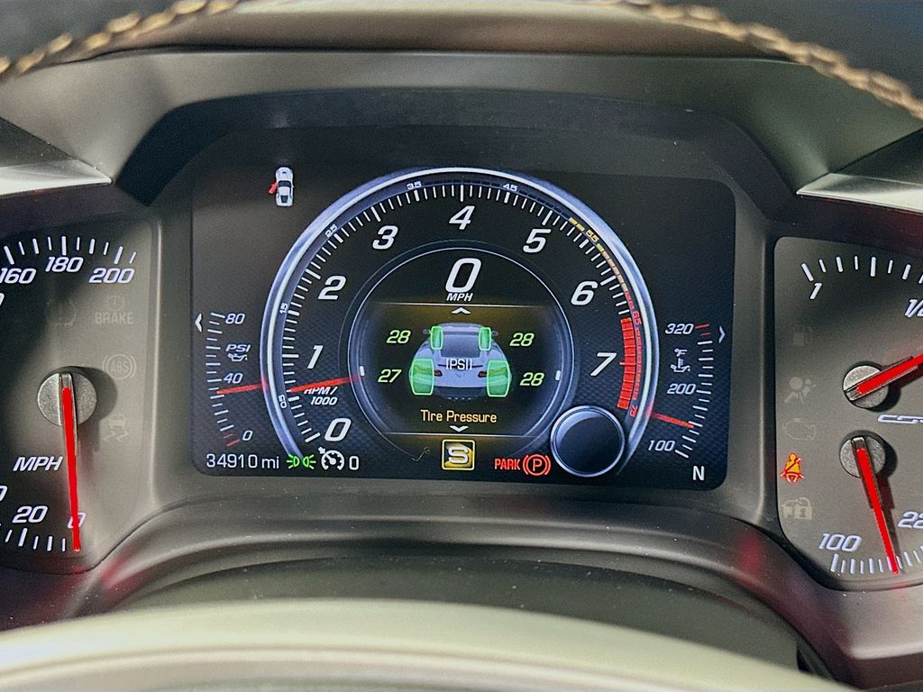 Thumbnail: 2015 Chevrolet Corvette - 12