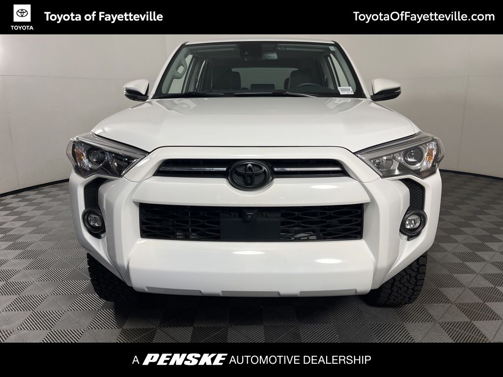 Thumbnail: 2023 Toyota 4Runner - 16