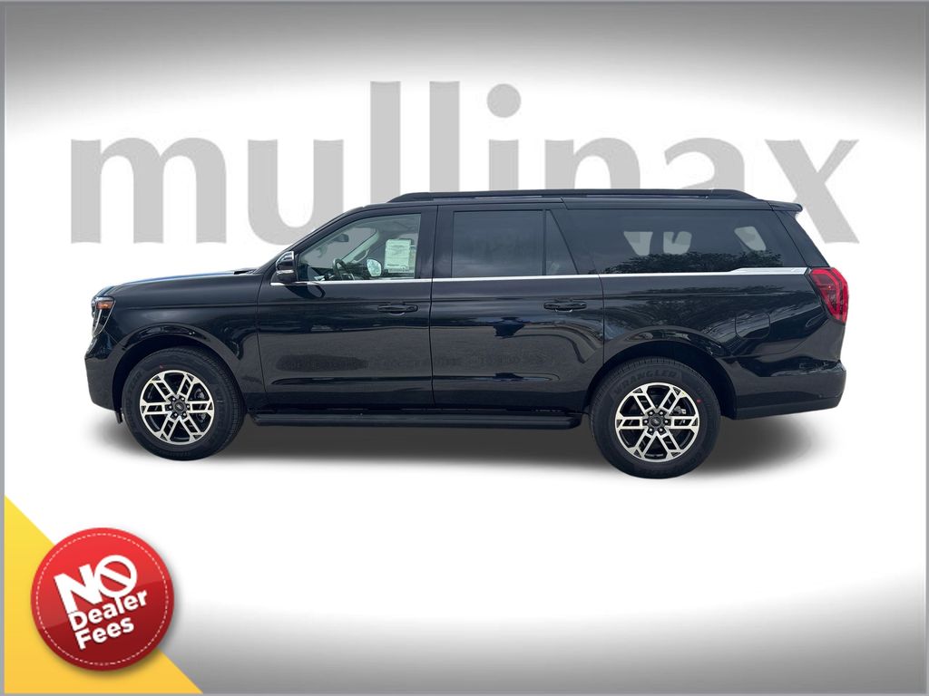 2025 Ford Expedition MAX photo 2