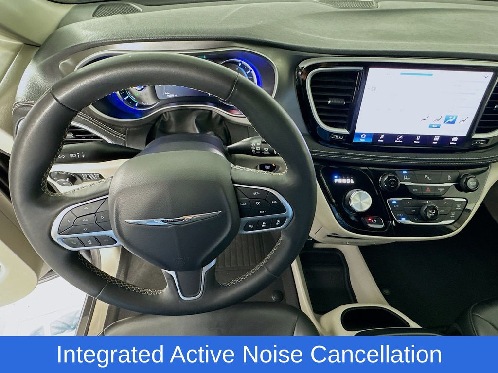 Used Car 2023 Chrysler Pacifica Hybrid  Touring L For Sale Under $25,000 In Austin, Texas