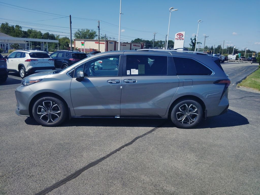 New 2026 Toyota Sienna Van