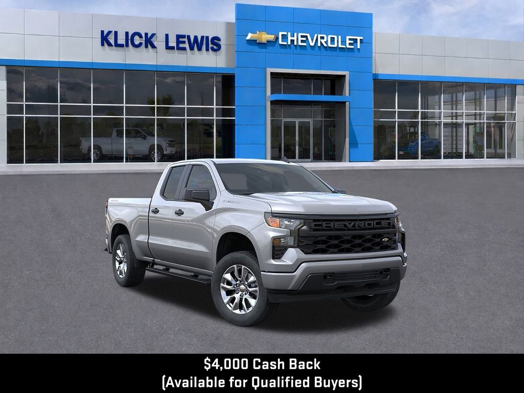2026 Chevrolet Silverado 1500 Custom Double Cab 4WD