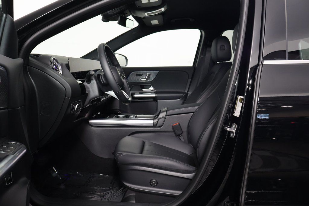 Thumbnail: 2024 Mercedes-Benz GLA - 10