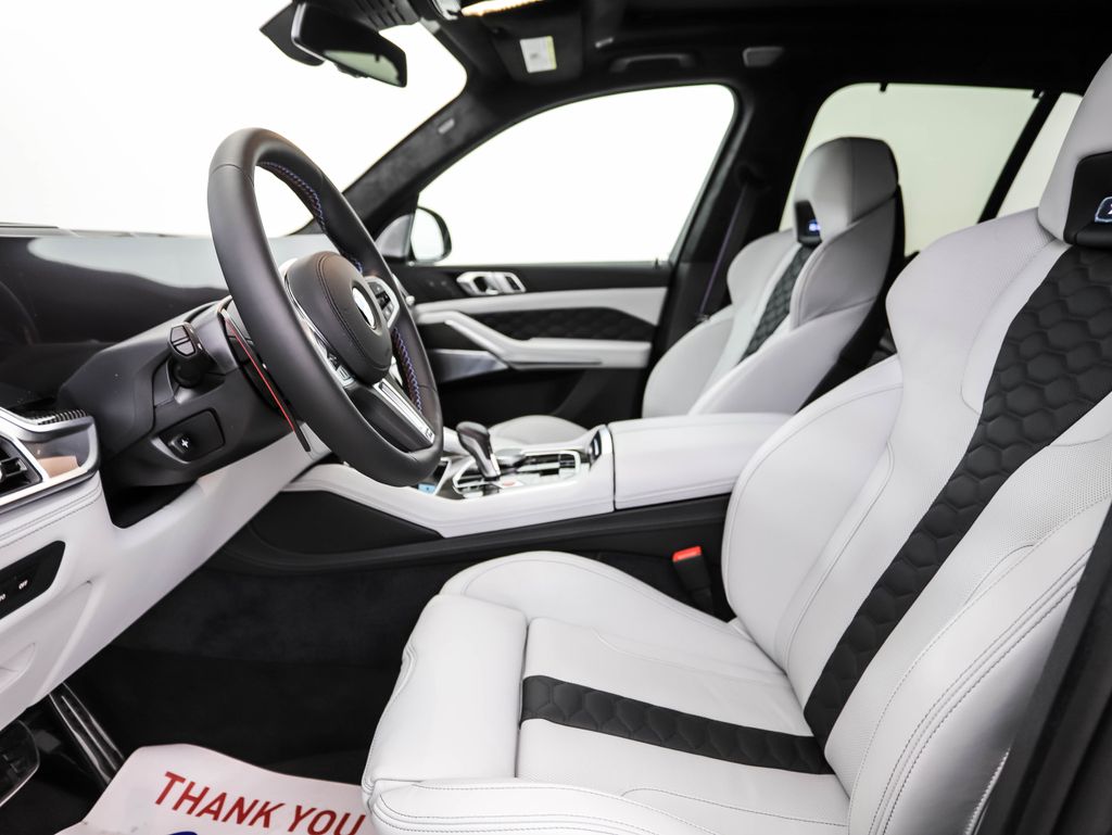 Thumbnail: 2026 BMW X5 - 10