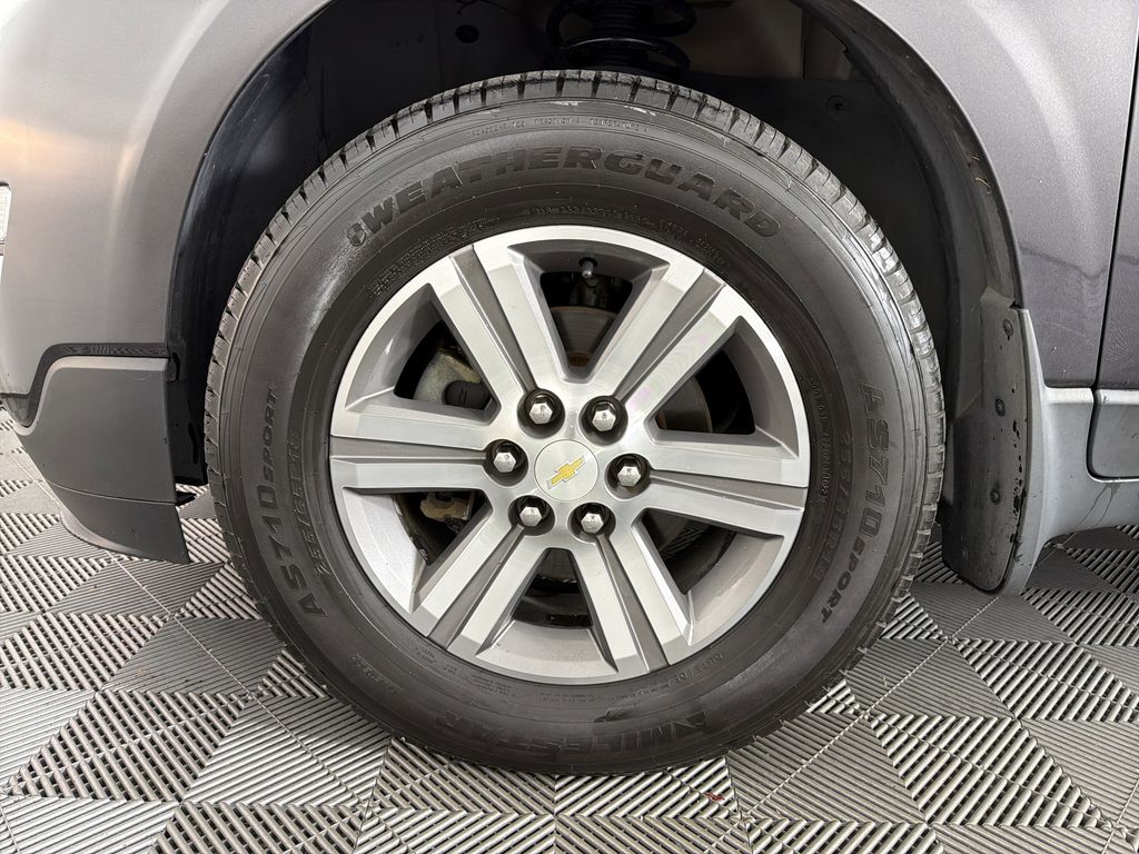 used 2015 Chevrolet Traverse car, priced at $9,995