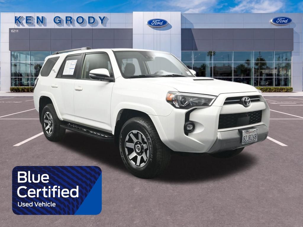White 2022 Toyota 4Runner SUV / Crossover Four-Wheel Drive 5-Speed Automatic