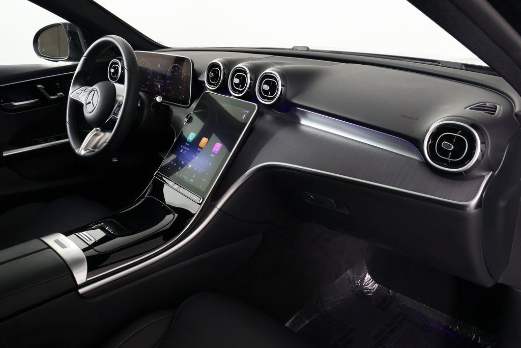 Thumbnail: 2025 Mercedes-Benz C-Class - 9