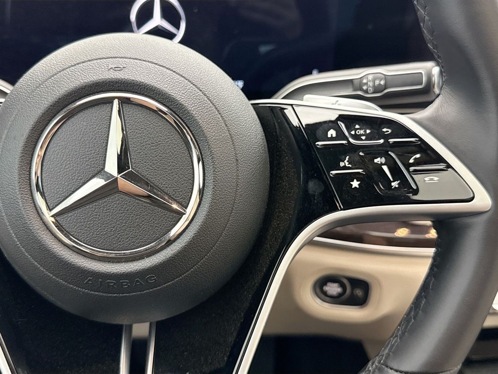 Thumbnail: 2025 Mercedes-Benz GLE - 12