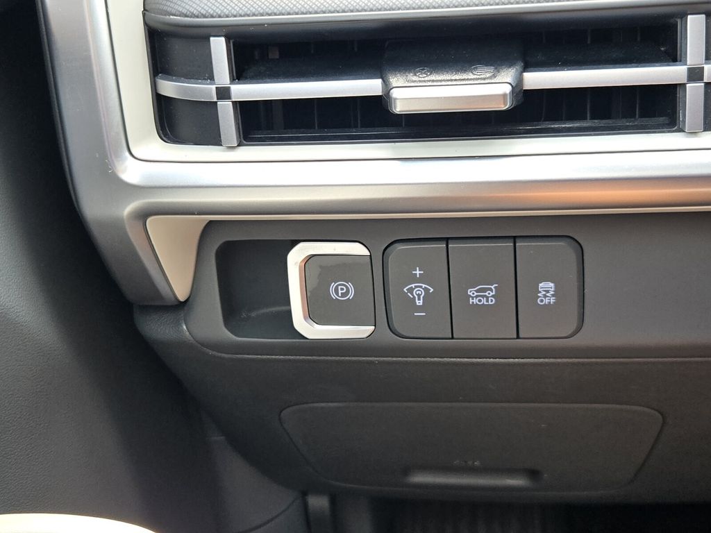 2025 Hyundai Santa Fe - $26,999