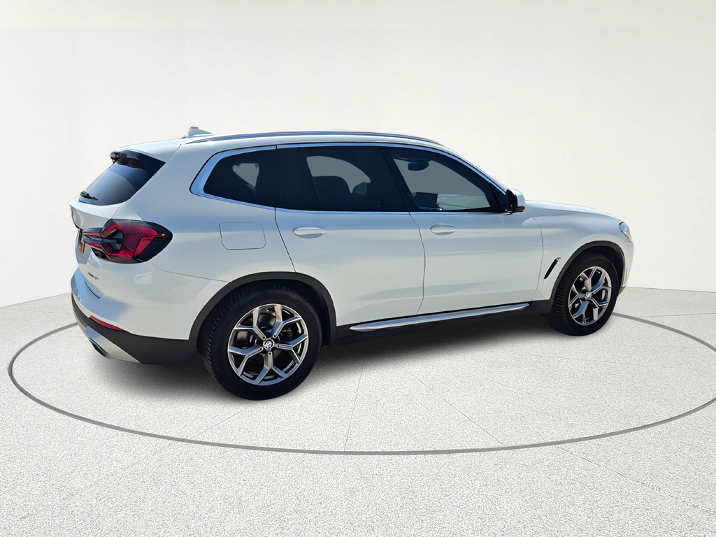 2022 BMW X3 xDrive30i White at Autostrade