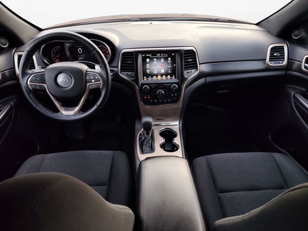 Used Car 2017 Jeep Grand Cherokee  Laredo For Sale Under $20,000 In Austin, Texas