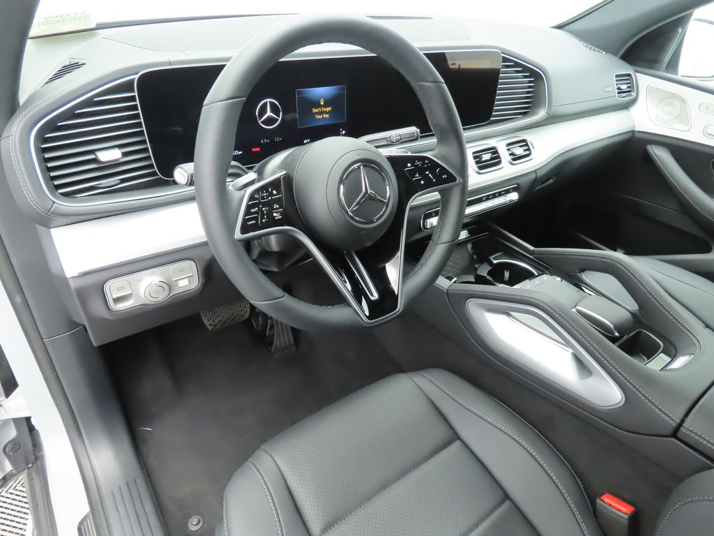 2025 Mercedes-Benz GLE 450 9