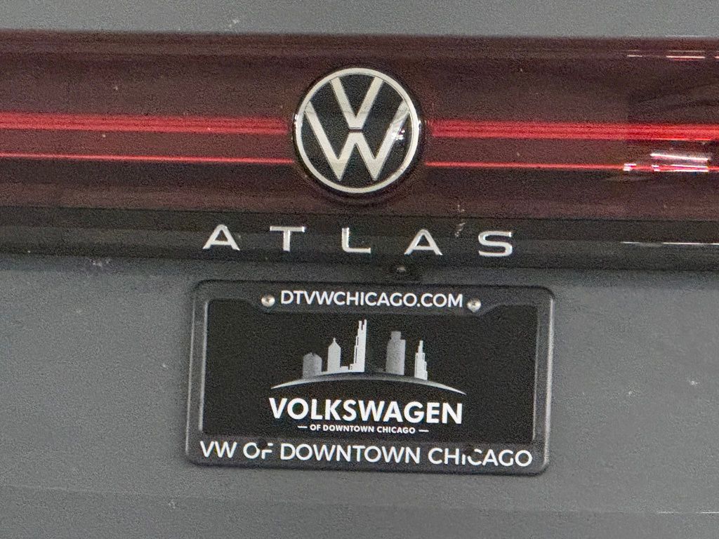 2025 Volkswagen Atlas  35