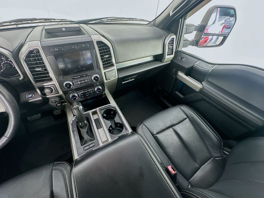 Used 2018 Red Ford Lariat image 11