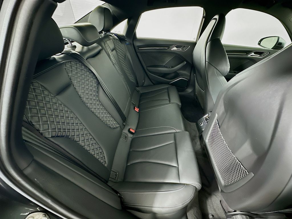 2018 Audi RS 3  28