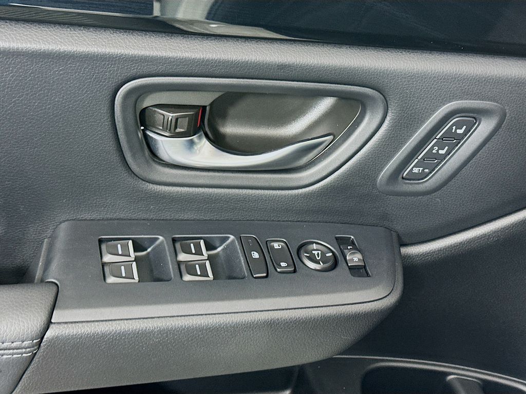 Thumbnail: 2025 Honda Pilot - 17